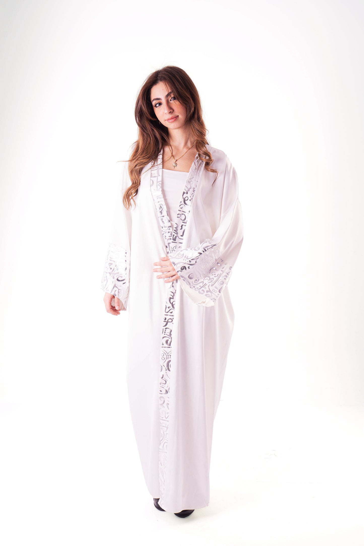 Majesty - White Silver Kaftan
