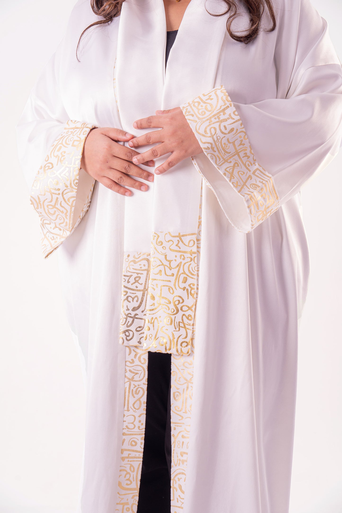 Majesty - White Gold Kaftan